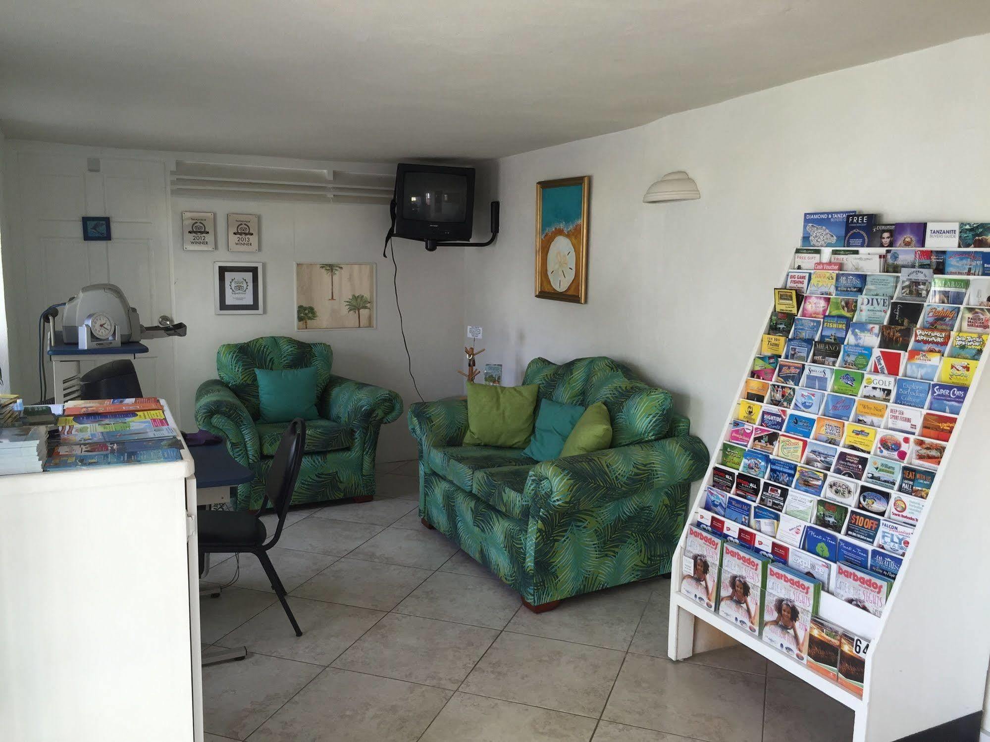 Southern Surf Beach Apartments Rockley ภายนอก รูปภาพ